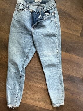 Abercrombie & Fitch Light Blue High-Rise Skinny Jeans
